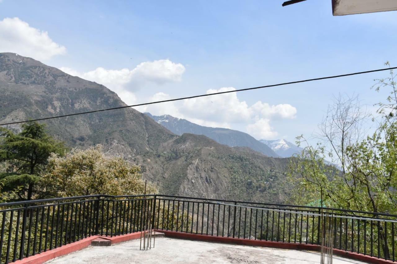 Misty Woods Hotel Dharamshala Exterior photo